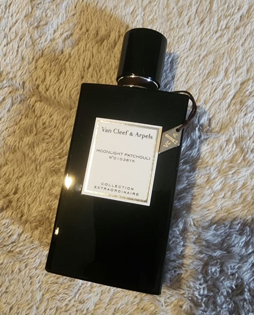 Van Cleef & Arpels香水 ヴァンクリーフムーンライトパチョリ