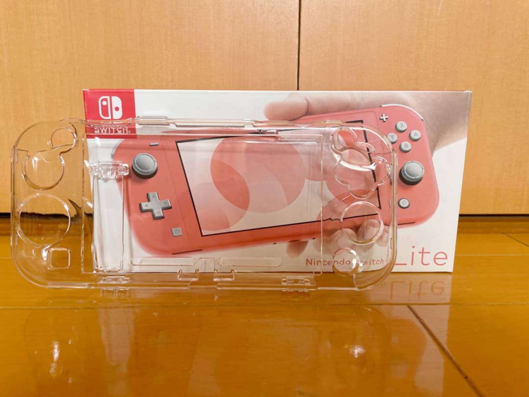 ニンテンドースイッチライト　コーラル