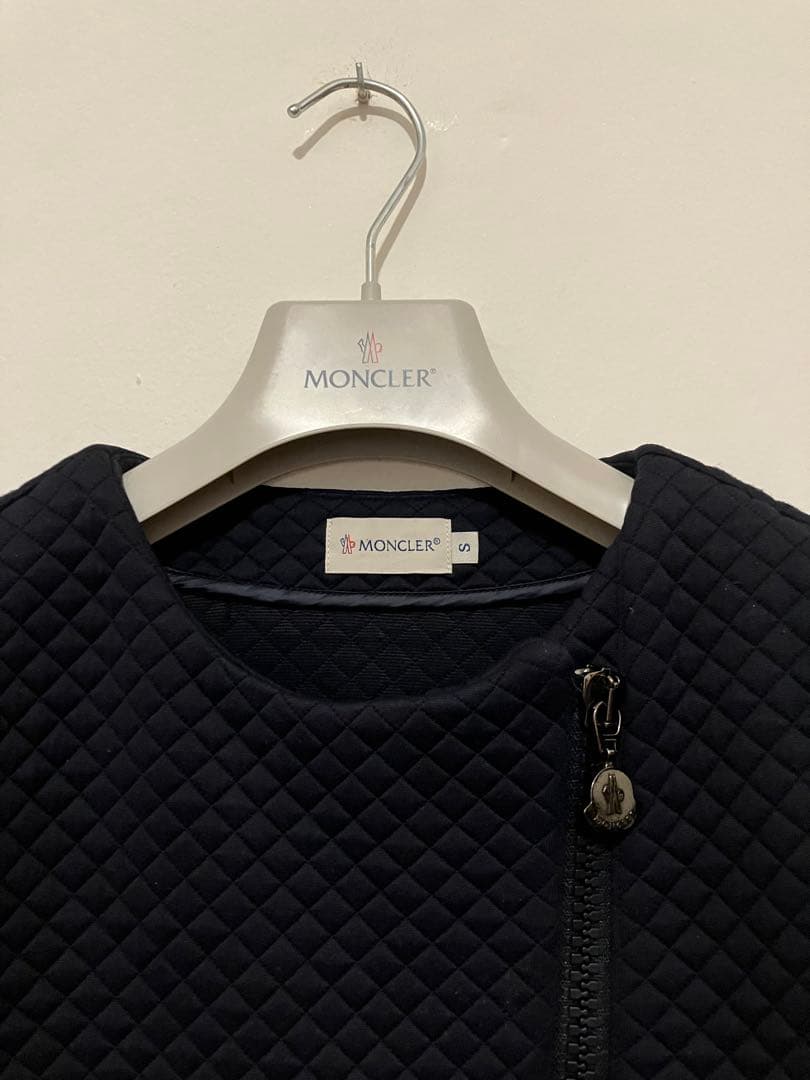 Moncler モンクレール　キルティングジャケット