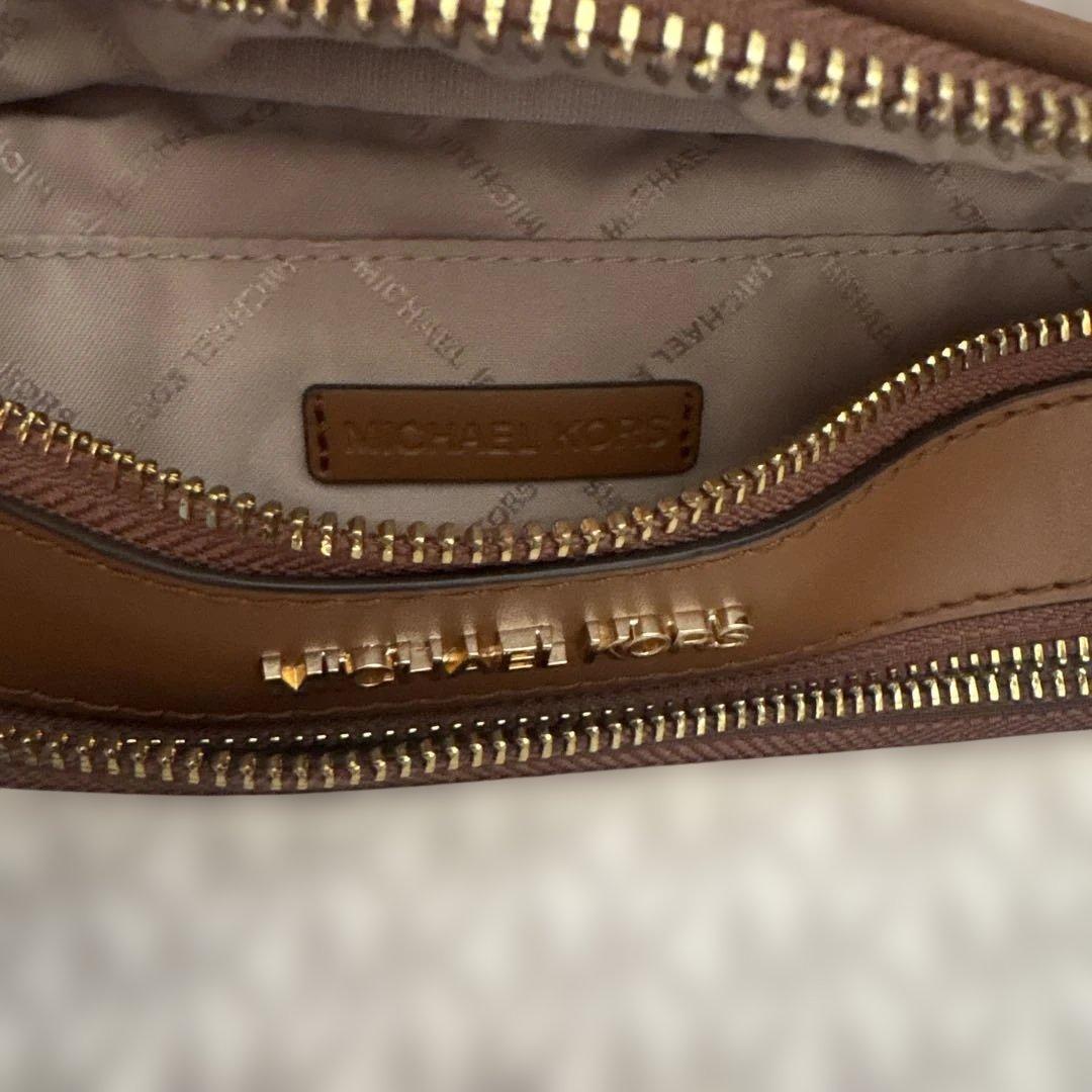 限定価格！MICHAEL KORS ボディバッグ・ウエストポーチ