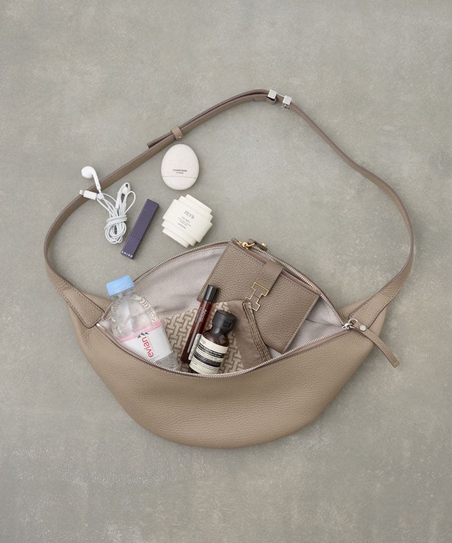 IACUCCI イアクッチ ピスタッロ S CERVO サンドベージュ