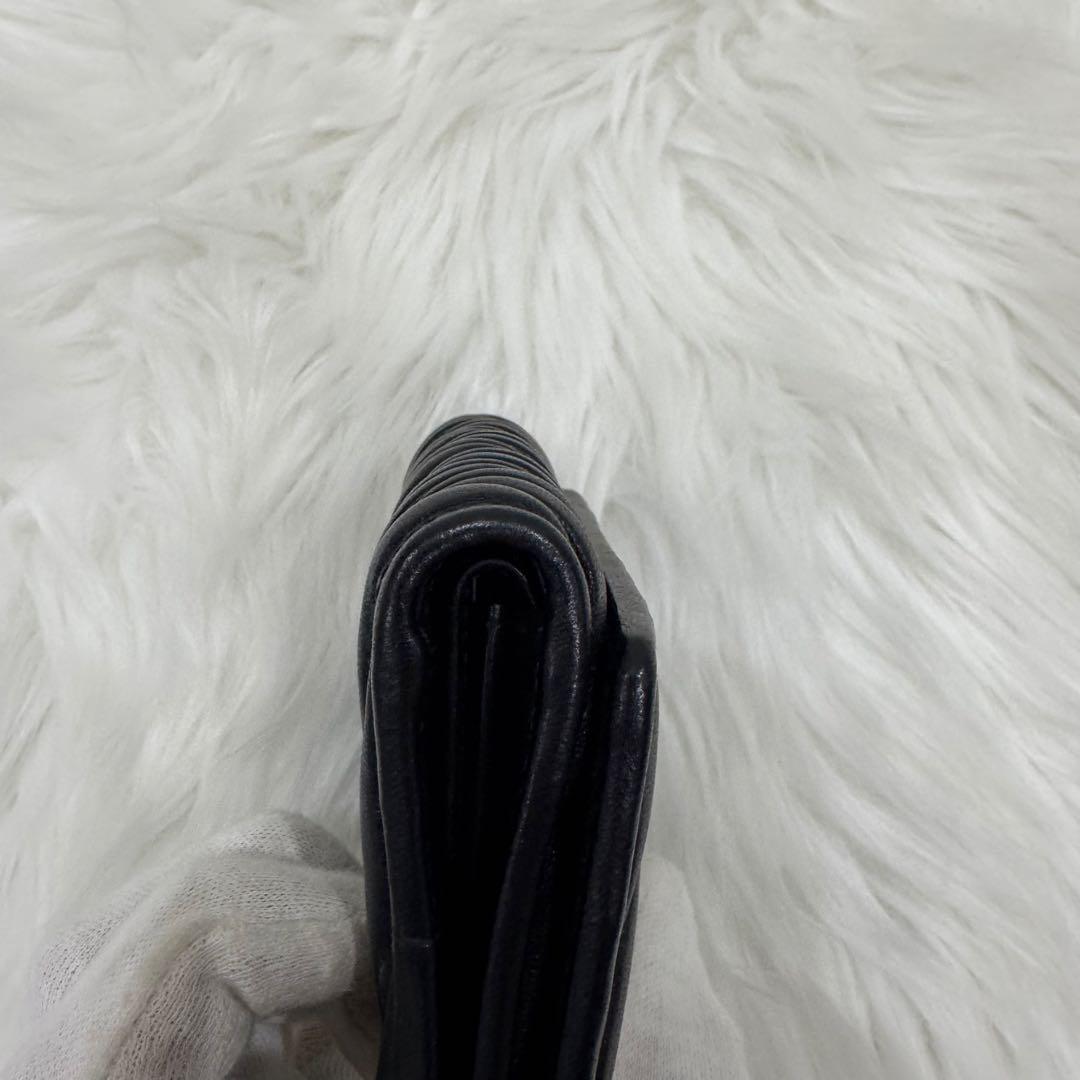 miumiu 三つ折り財布　レザー　ブラック　icチップ