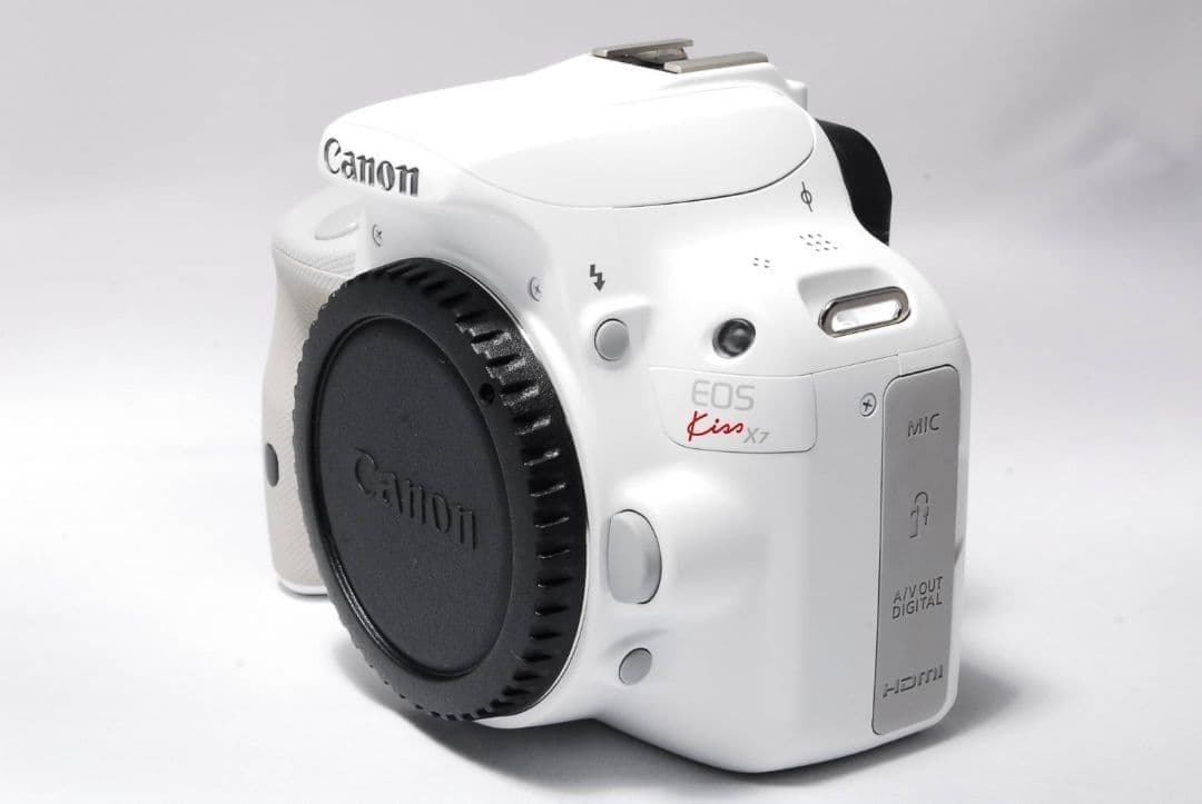 ♥ショット数極少♥Canon Kiss X7♥高性能レンズ付 女性に人気