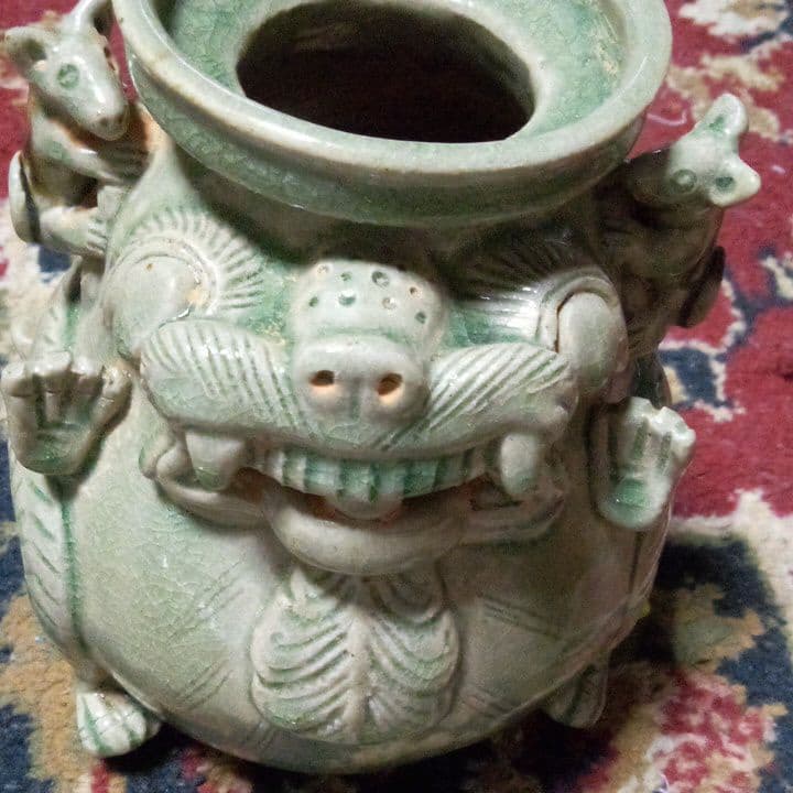 中国陶磁器　耀州窯　神獣