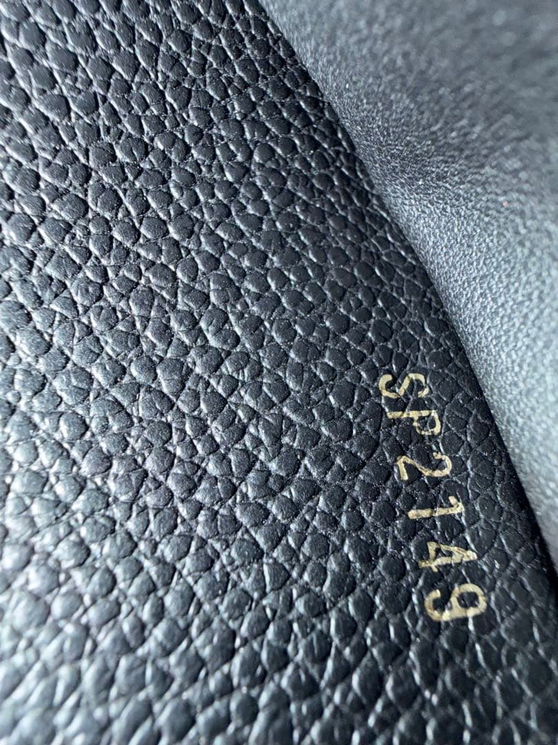 ルイヴィトン　louisvuitton ポルトフォイユ　ゾエ　ミニウォレット