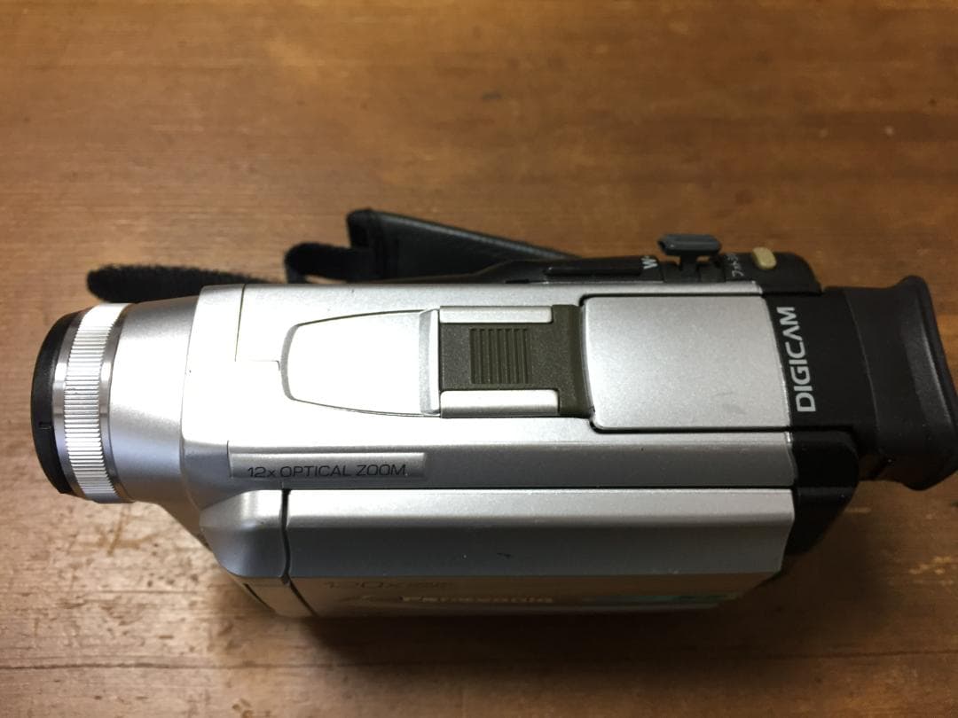 美品 撮影再生ダビングOK　Panasonic　NV-DS88　付属品あり