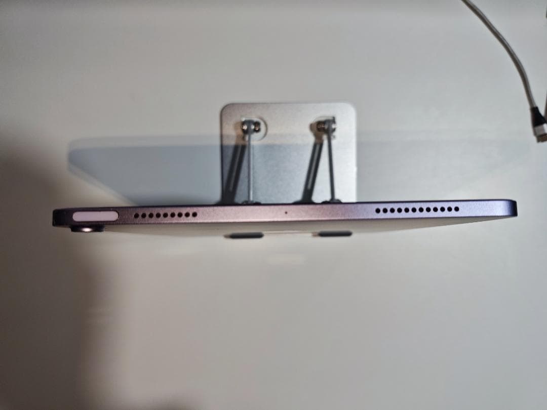 chikuwa【中古】iPad Air 5th WiFi 64GB パープ