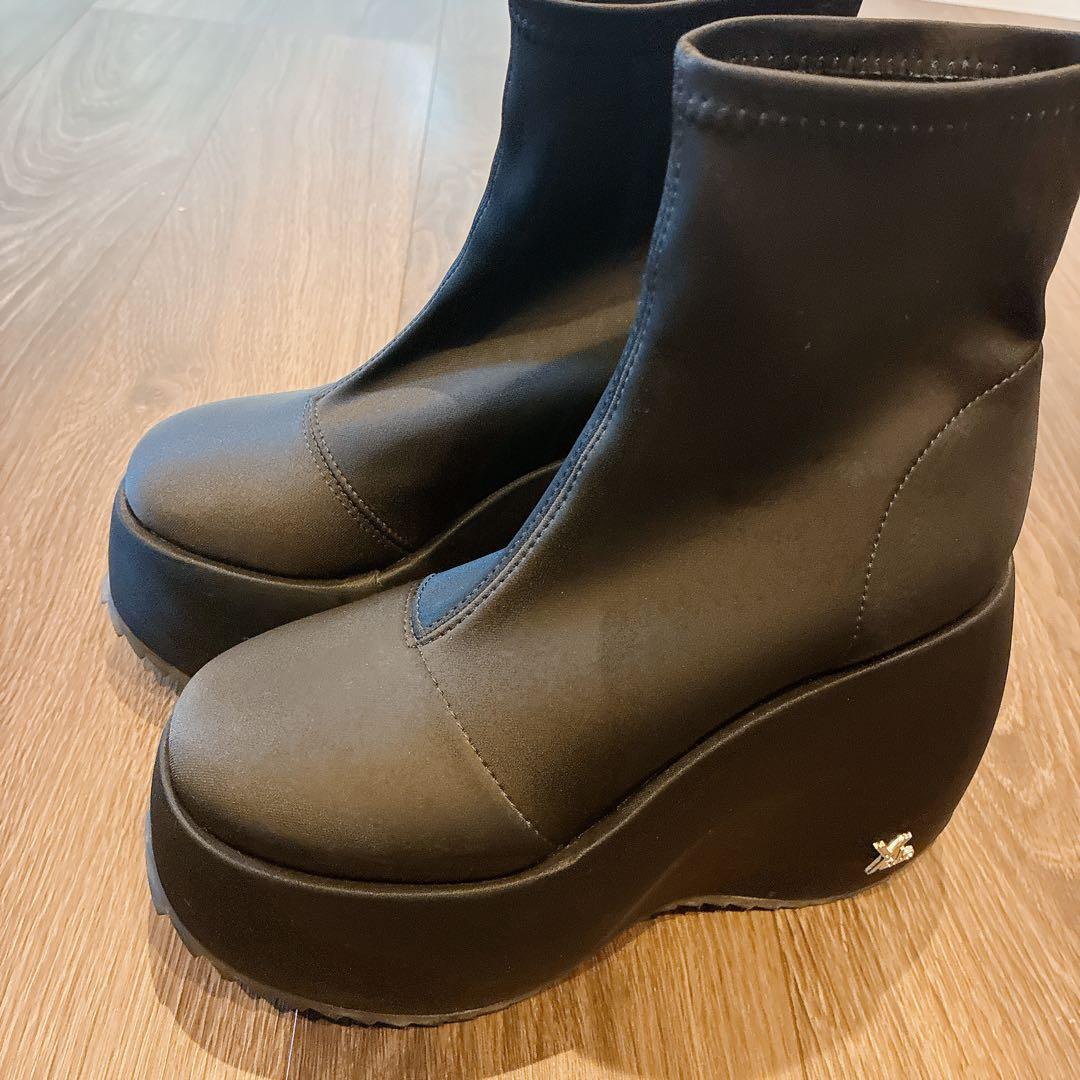 靴 YELLO TOKYO BLACK PLATFORM SHORT BOOTS M