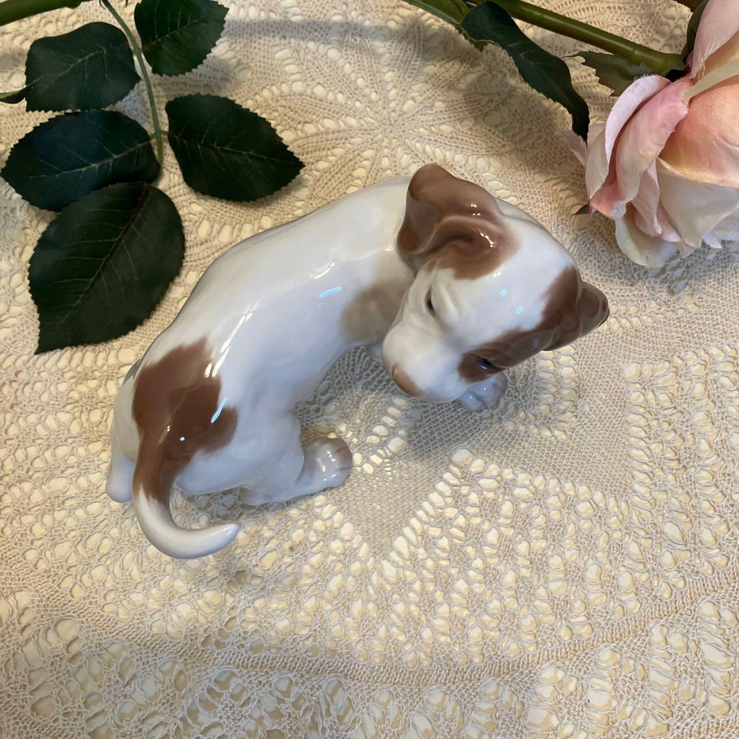 リヤドロ　LLADRO 犬の陶器　置物　超美品