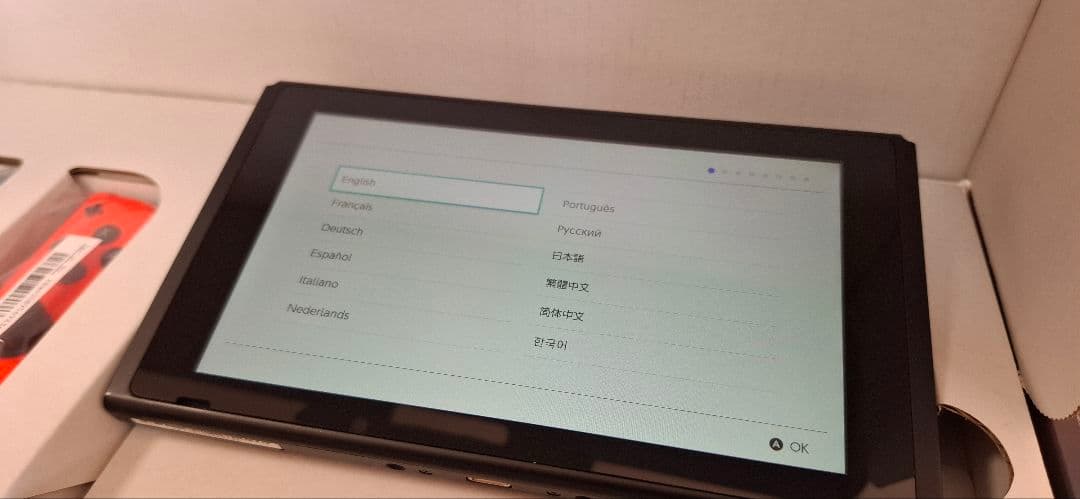 【美品】付属品完備　Nintendo Switch ネオンブルー/ネオンレッド