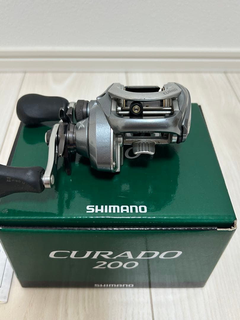 SHIMANO 15CURADO 200 右ハンドル　シマノ　クラド