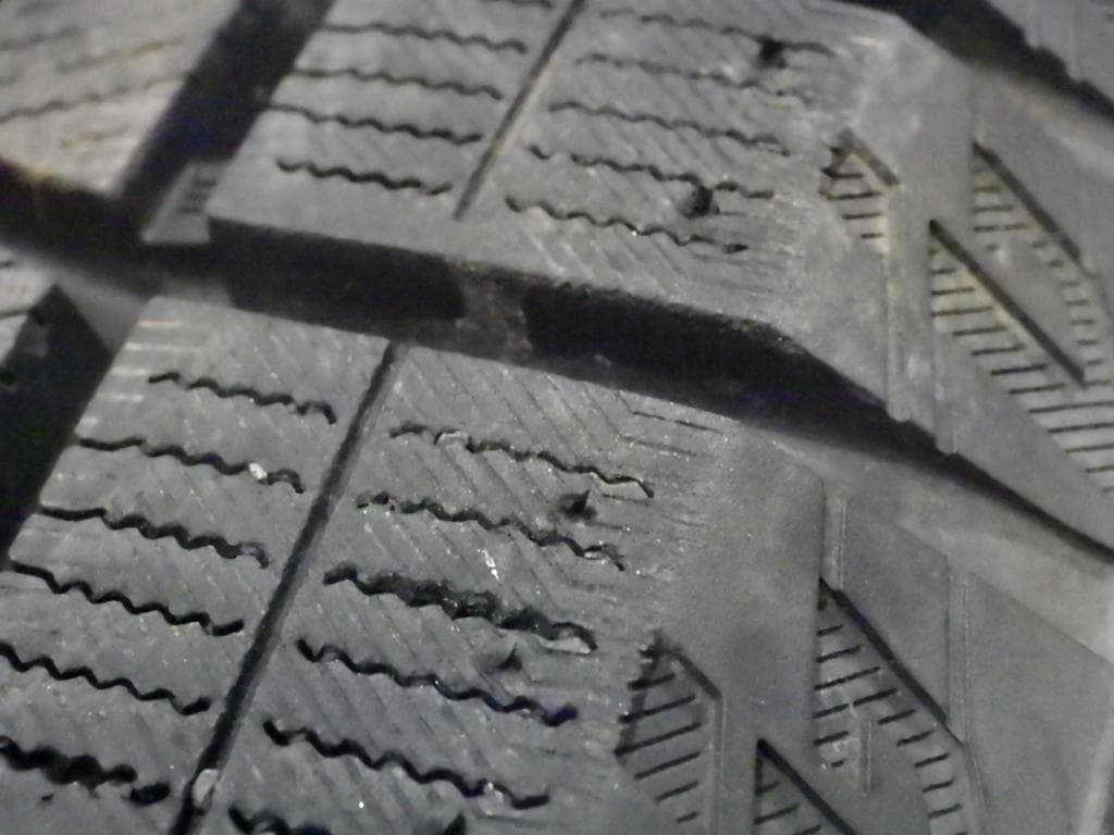 札幌発 205/55R16 ICEGUARD スタッドレス 4本SET 着払い
