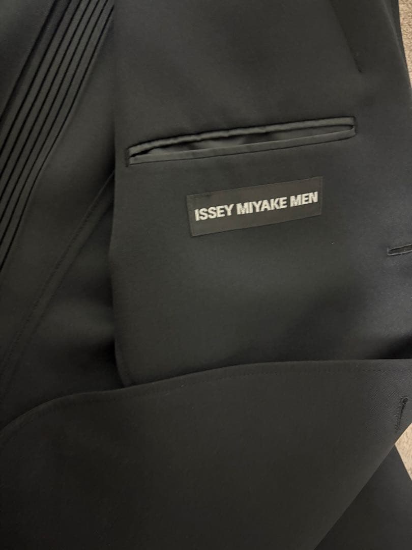 isseymiyakemen プリーツ　ジャケット