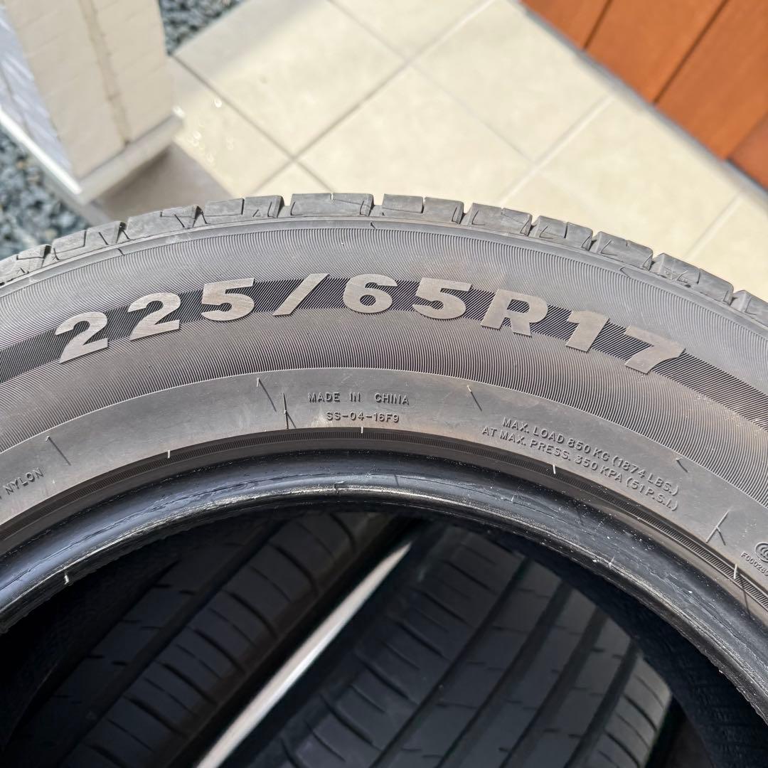 ミーミ①225/65R17 夏タイヤ溝有
