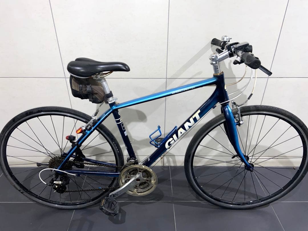 GIANT escape R3 クロスバイク　ジャイアント　エスケープrx自転車