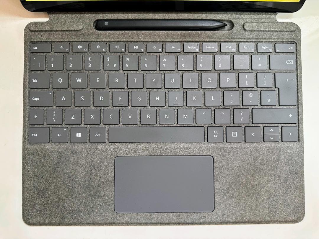 Surface Pro 9 i5 第12世代 8GB 256GBキーボード ペン