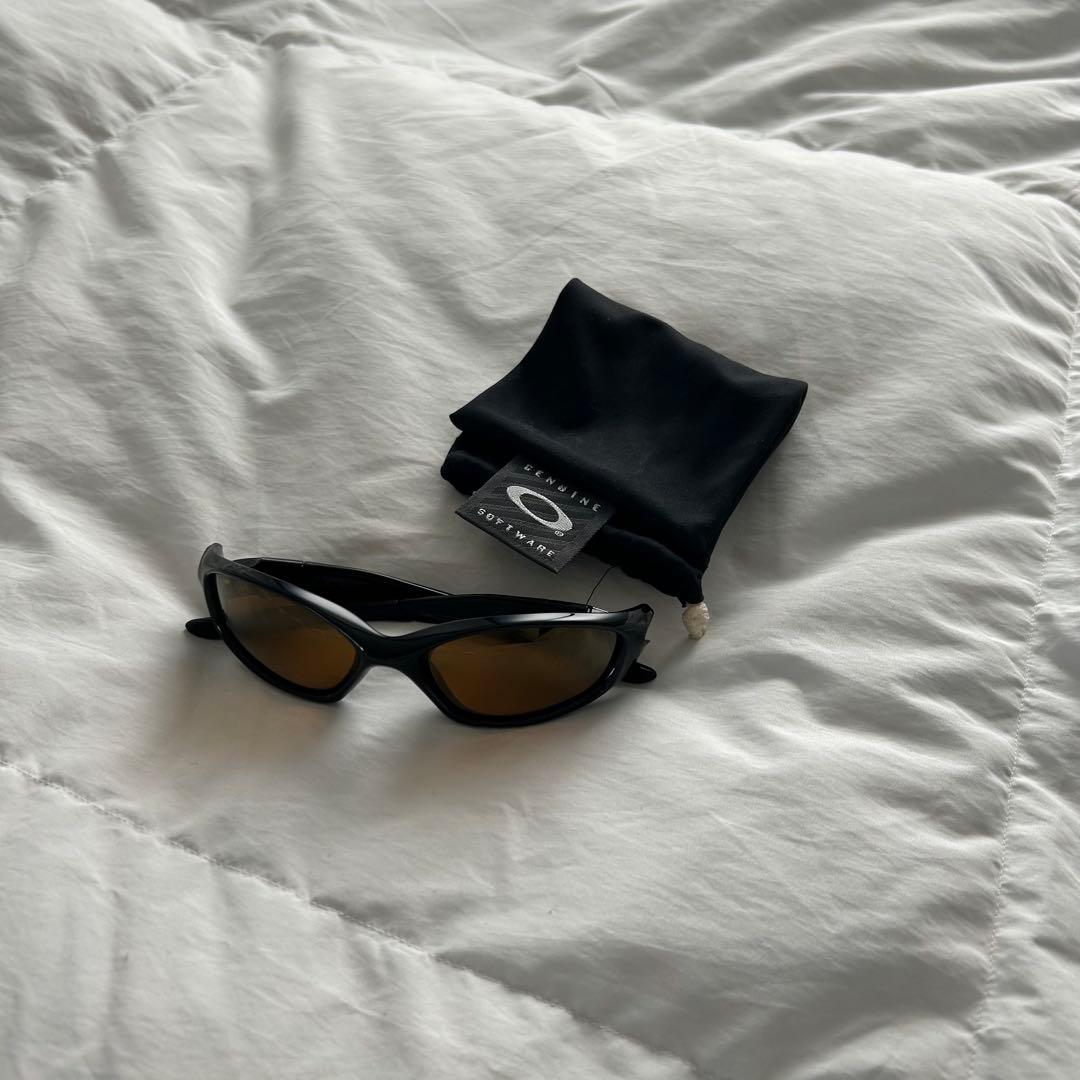Oakley MINUTE サングラス ブラック ブラウンレンズ