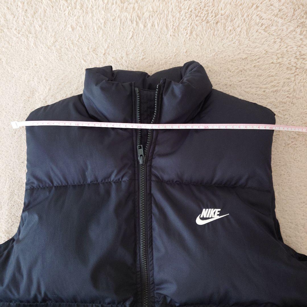 Nike ダウンベスト ブラック Sサイズ（日本Mサイズくらいの大きさ）