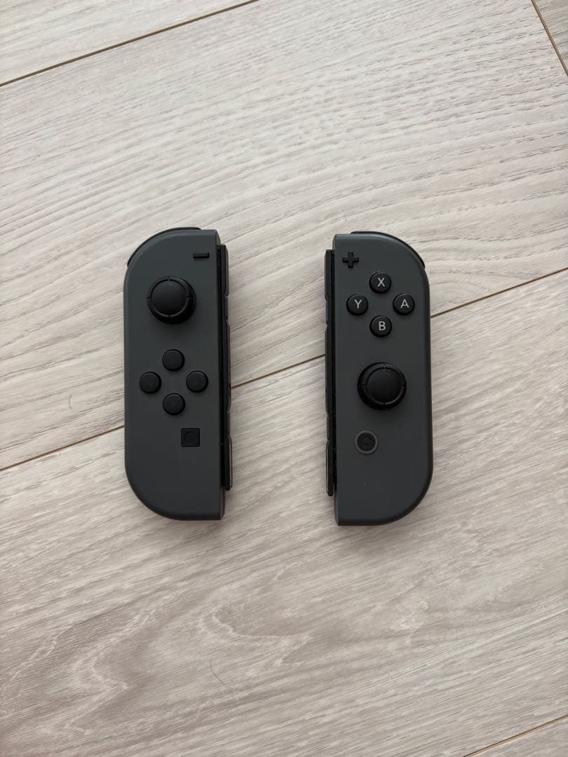 NintendoSwitch 本体 グレー(スプラトゥーン2ソフト付き)