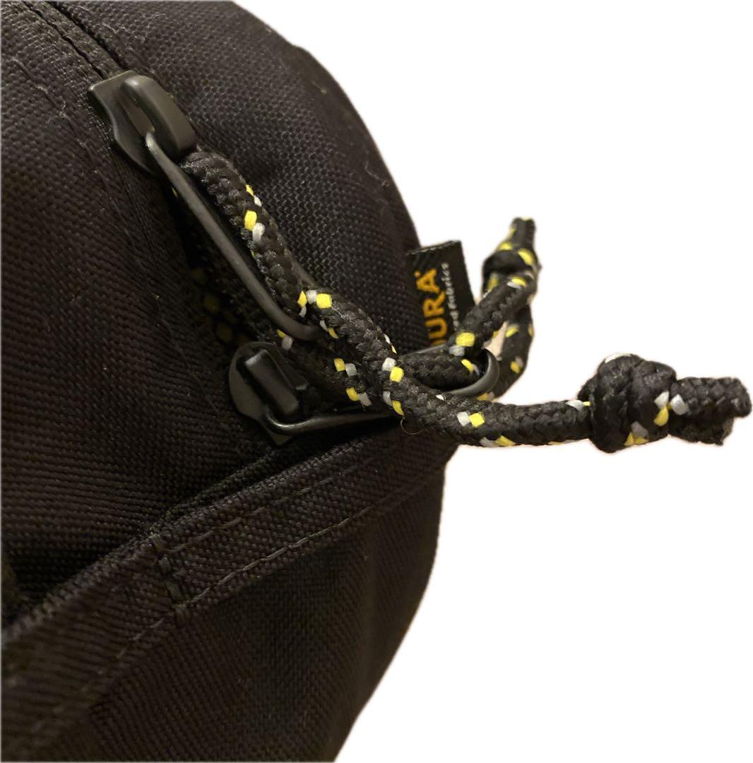 【美品】Hugoo（ハグー）抱っこ紐　ヒップシート付きショルダーバッグ