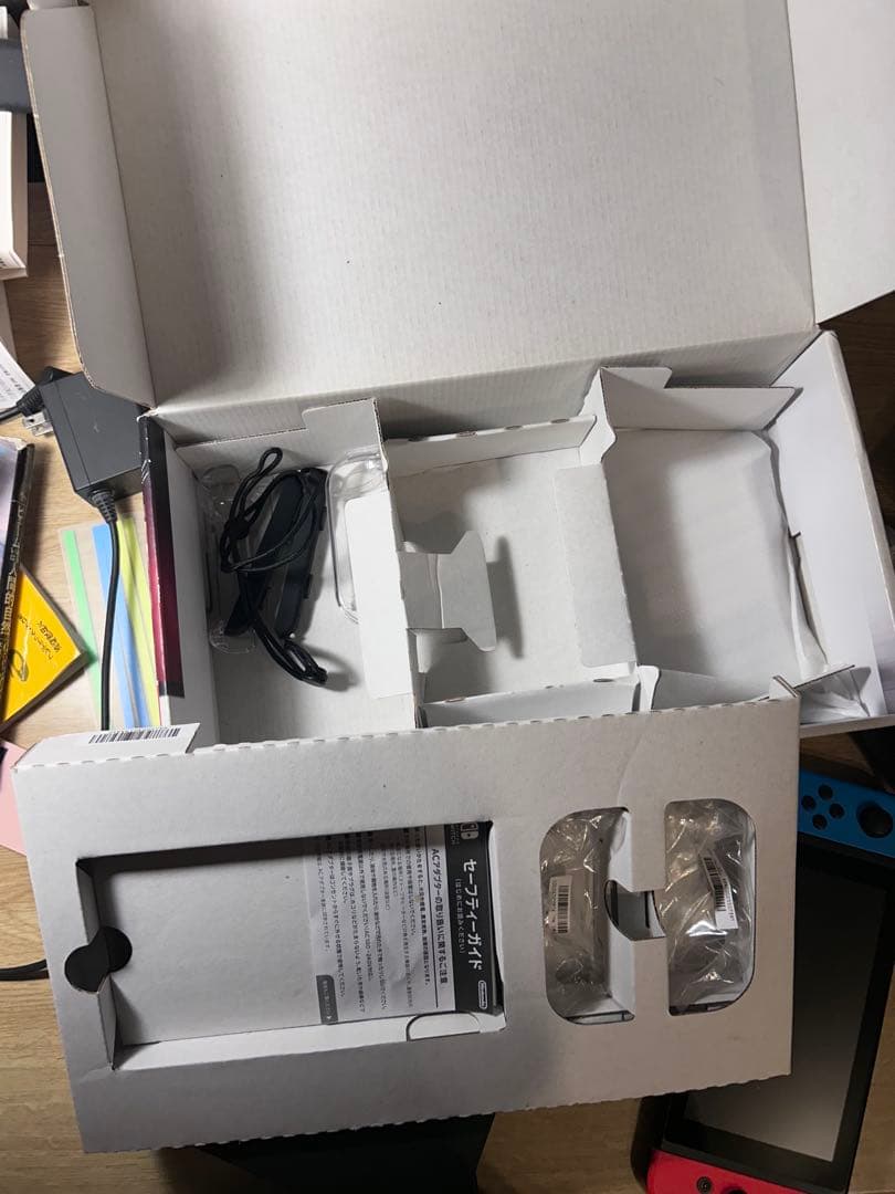 Nintendo Switch 本体　箱付き　付属品付き