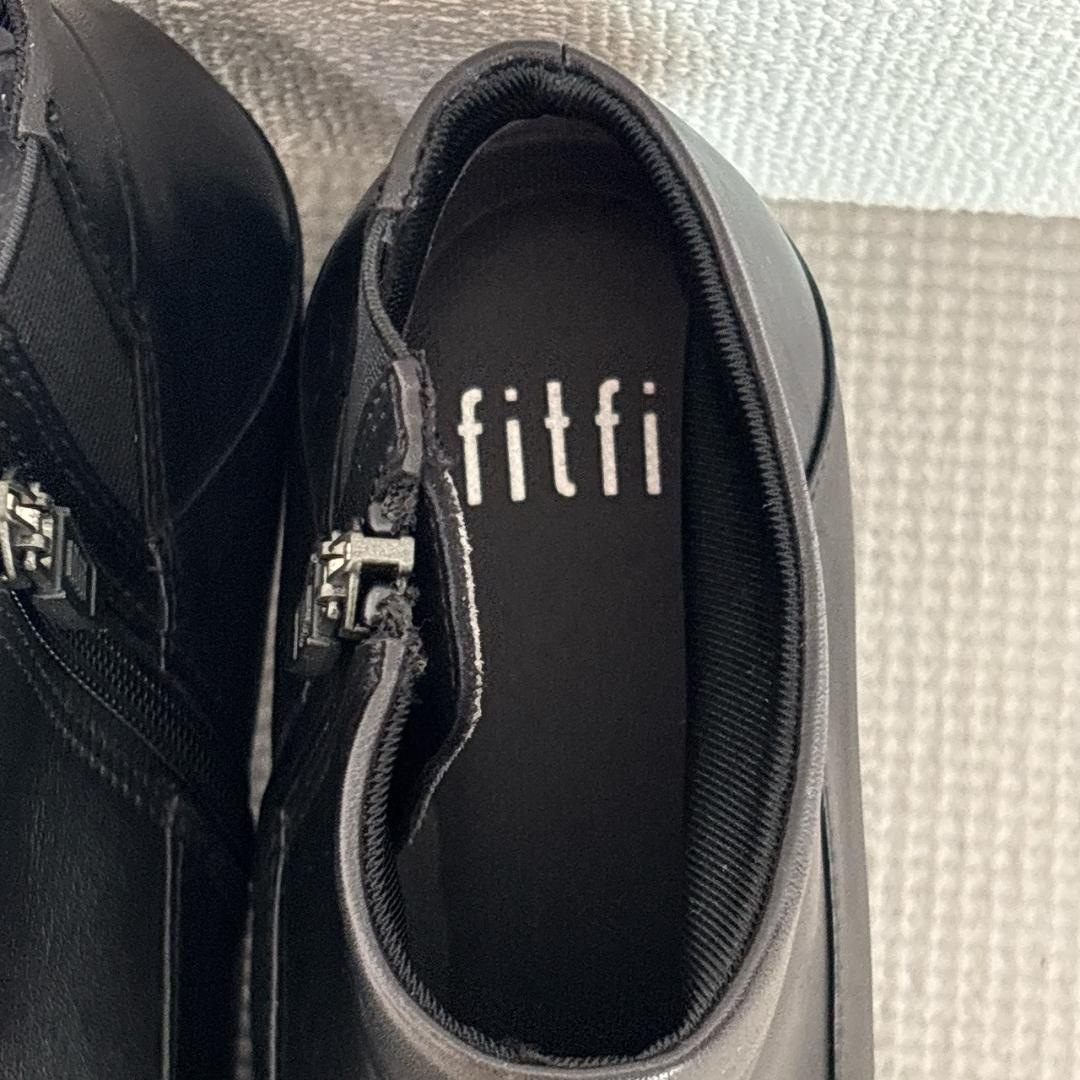 美品 fitfit フィットフィット サイドジップ スクエアトゥ ショートブーツ