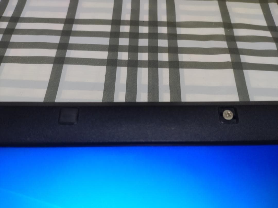ノートパソコン LIFEBOOK A561/C　SSD換装済み