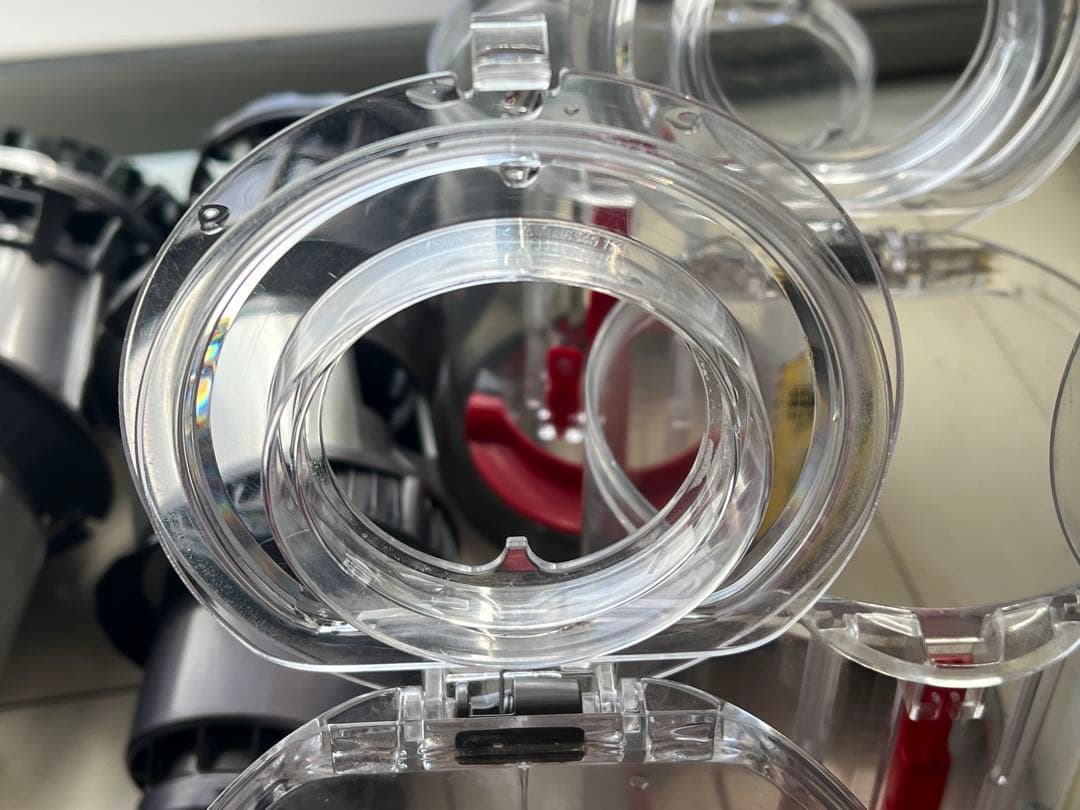 Dyson キャニスター掃除機 SV12完全分解洗浄済み　動作確認済み