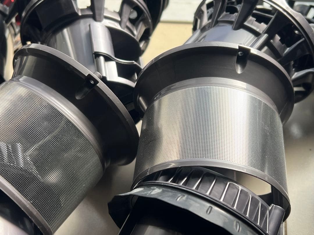 Dyson キャニスター掃除機 SV12完全分解洗浄済み　動作確認済み