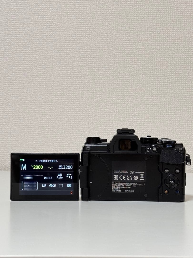 OM SYSTEM OM-5 ミラーレスカメラ