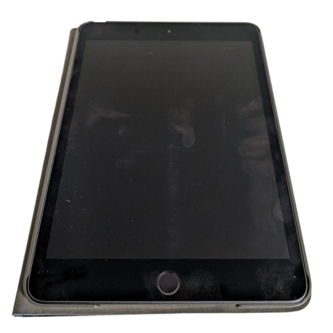 ジャンク iPad mini 第5世代 A2133容量不明パスコード不明本体のみ