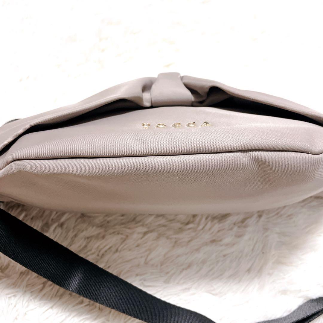 shina TOCCA 撥水　RIBBON KNOT BODY BAG