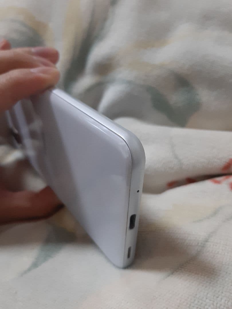 SHARP AQUOS sense3 plus 本体