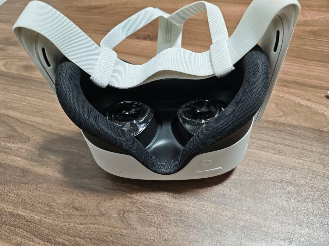 本日限定値下げ　 Quest 3S 128GB VRヘッドセット　箱無し