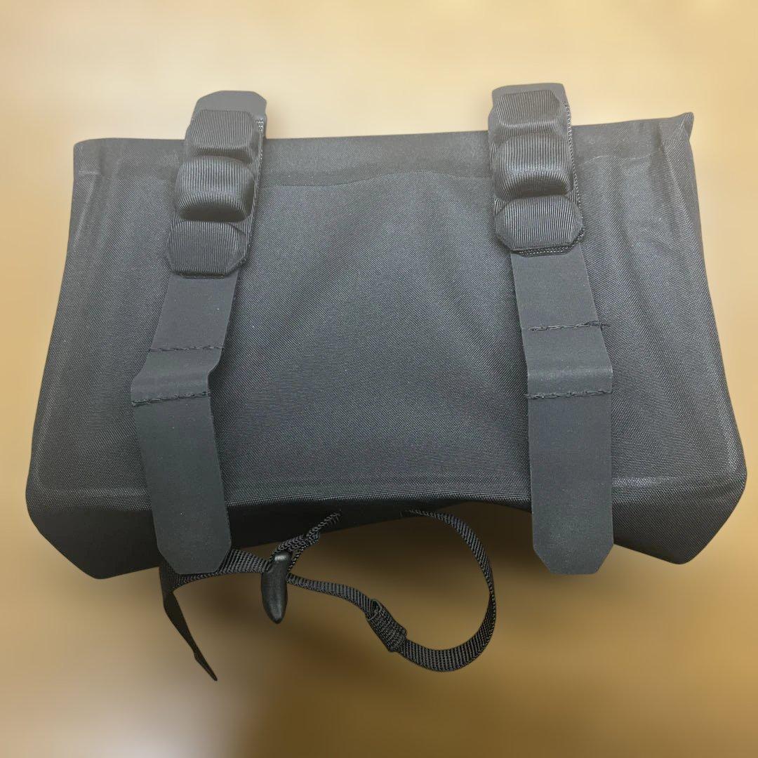 APIDURA x CANYON ハンドルバーバッグ