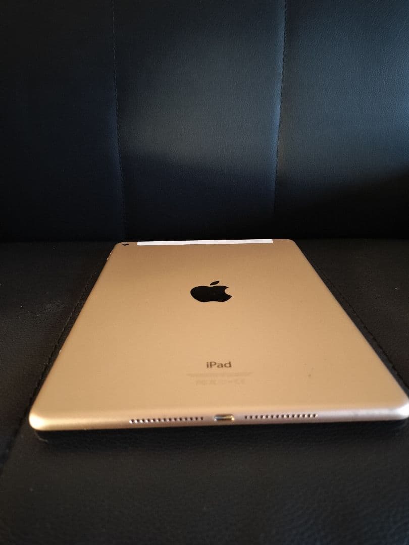 iPad Air2 64GB ゴールド Apple タブレット