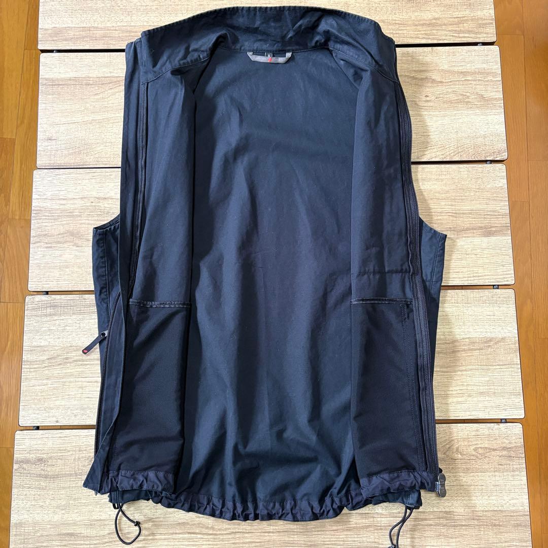 Tilak SALBARD VENTILE SPRING VEST ティラック