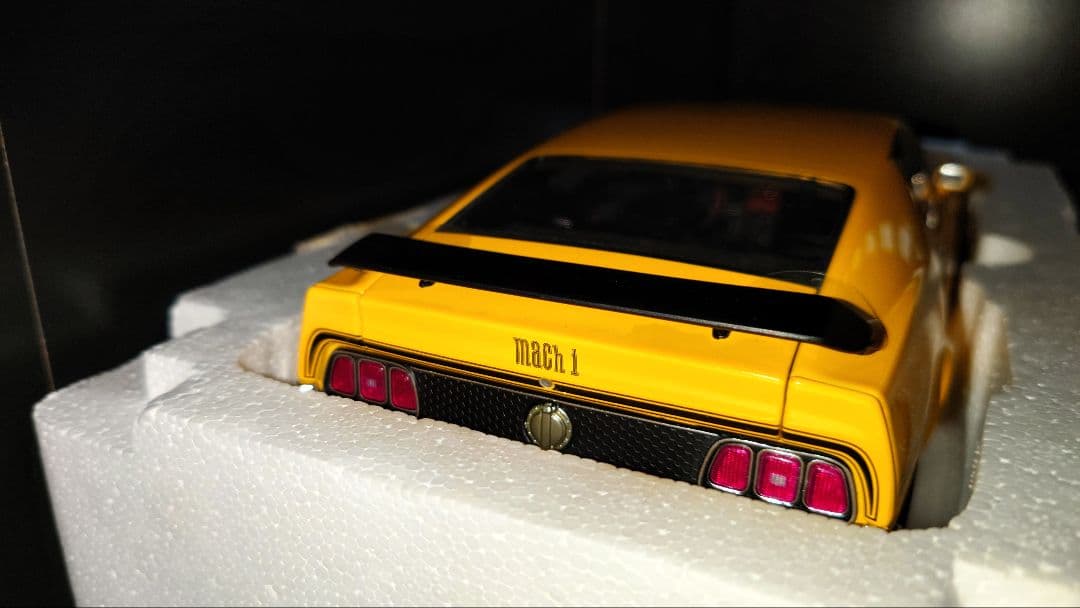 autoart 1/18 フォード マスタング マッハ 1