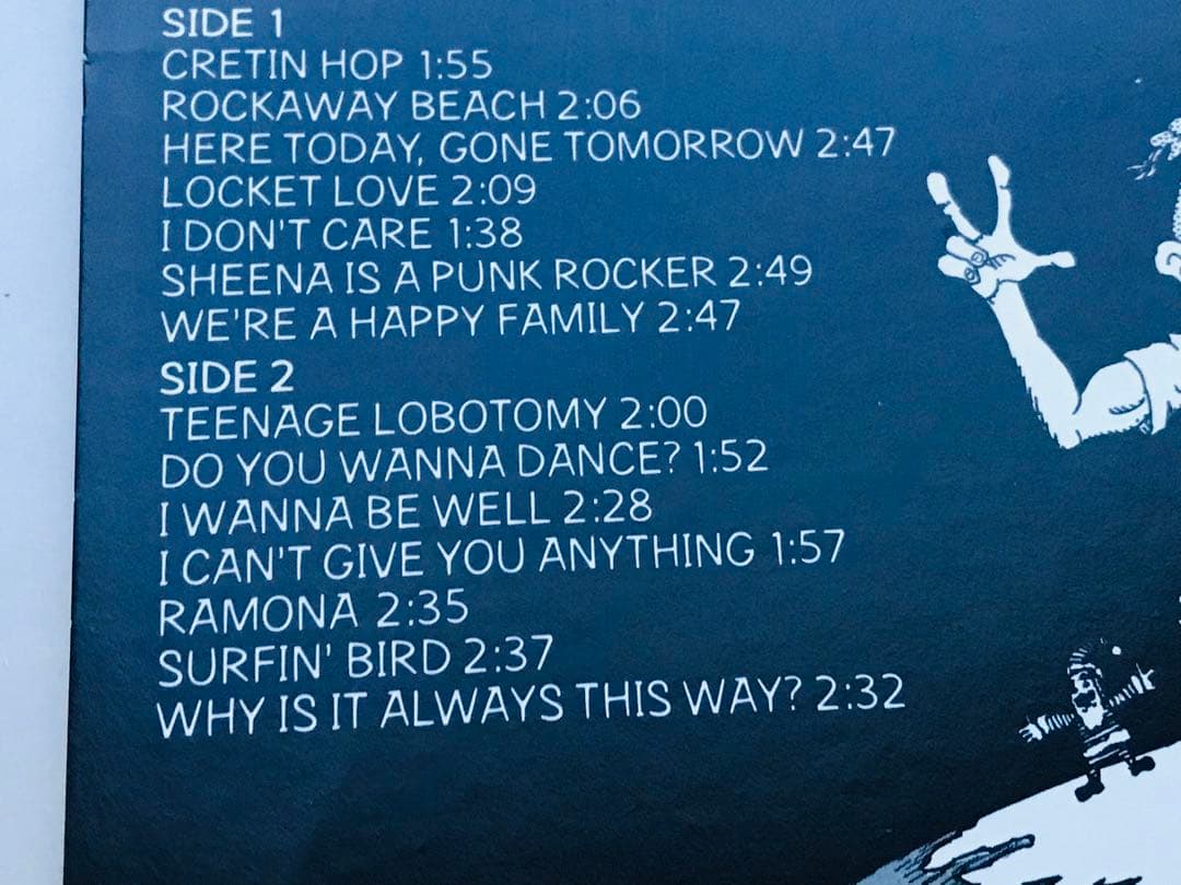 RAMONES/ROCKET TO RUSSIA LP バーコードあり