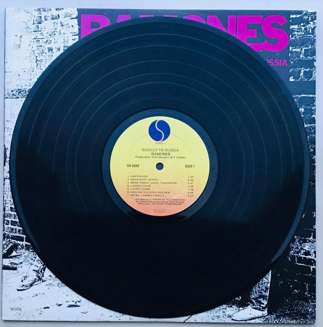 RAMONES/ROCKET TO RUSSIA LP バーコードあり