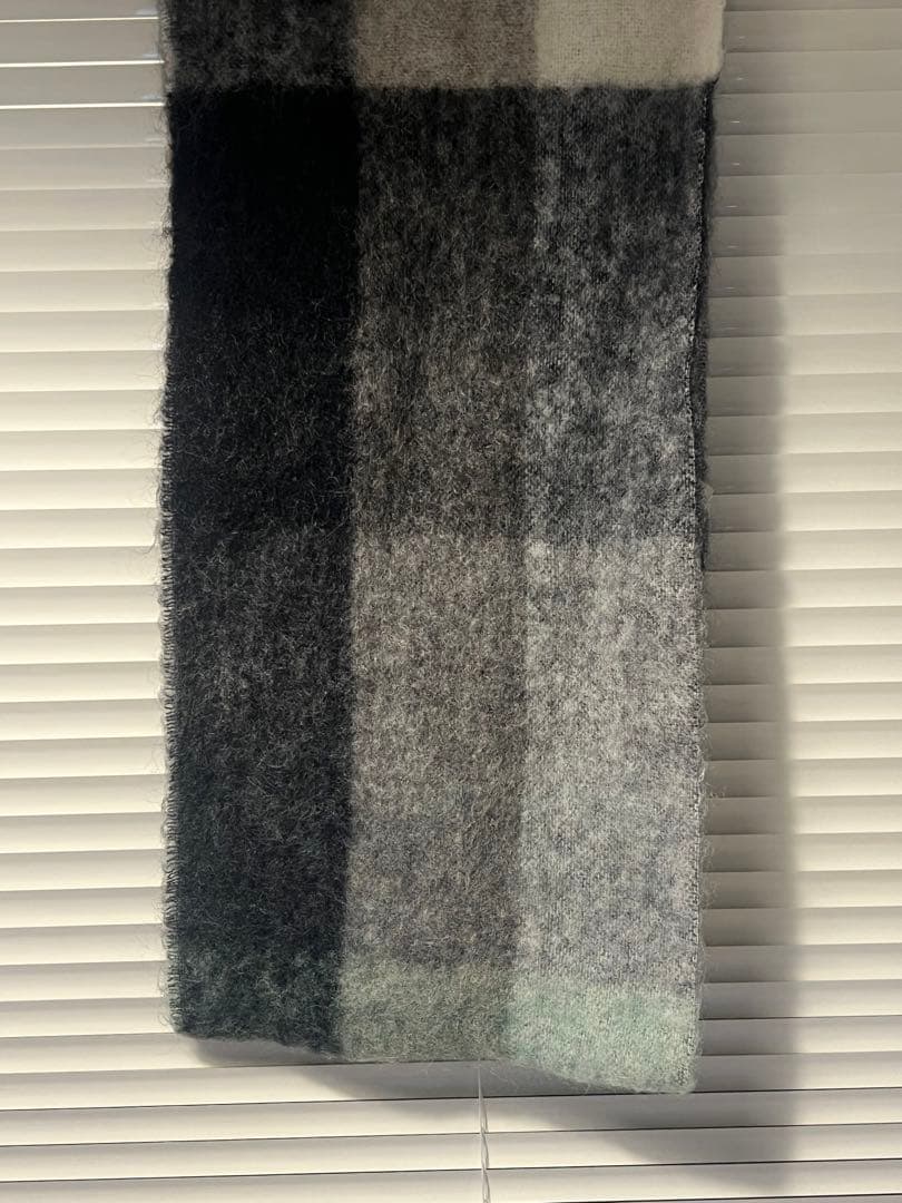 【美品】Acne Studios マフラー