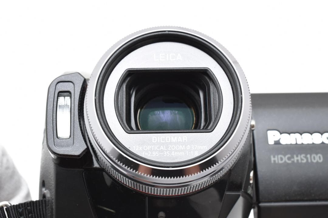 Panasonic／デジタルビデオ HDC-HS100 バッテリー・充電器付