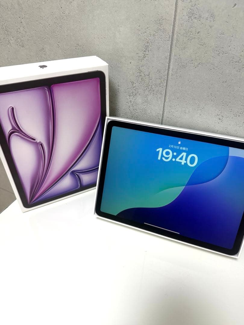 【ほぼ未使用】Apple iPad Air (M3)11パープルのみ
