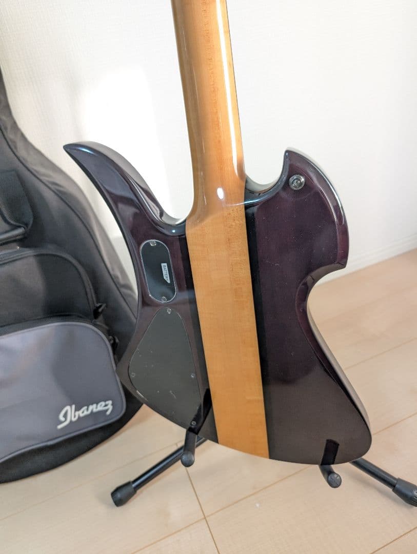 B.C.Rich モッキンバード ベース 4弦 HERITAGE CLASSIC