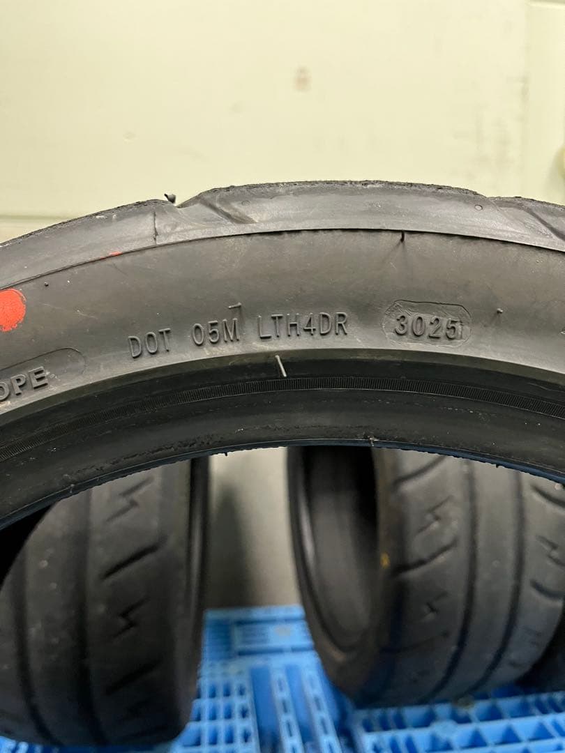 中古 シバタイヤ　R31 200R 225/40R18 2本