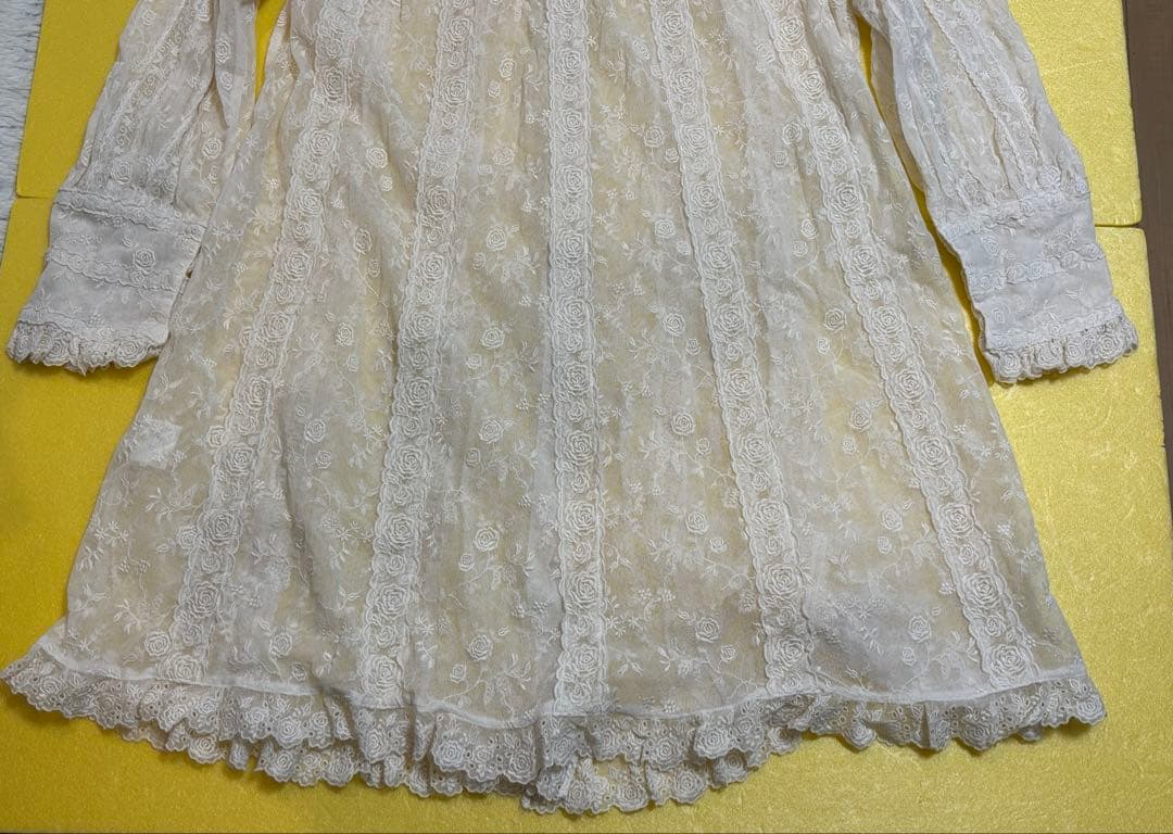 美品 バラ色の暮らし バラクラ レース　ワンピース　フレア　白　M 日本製