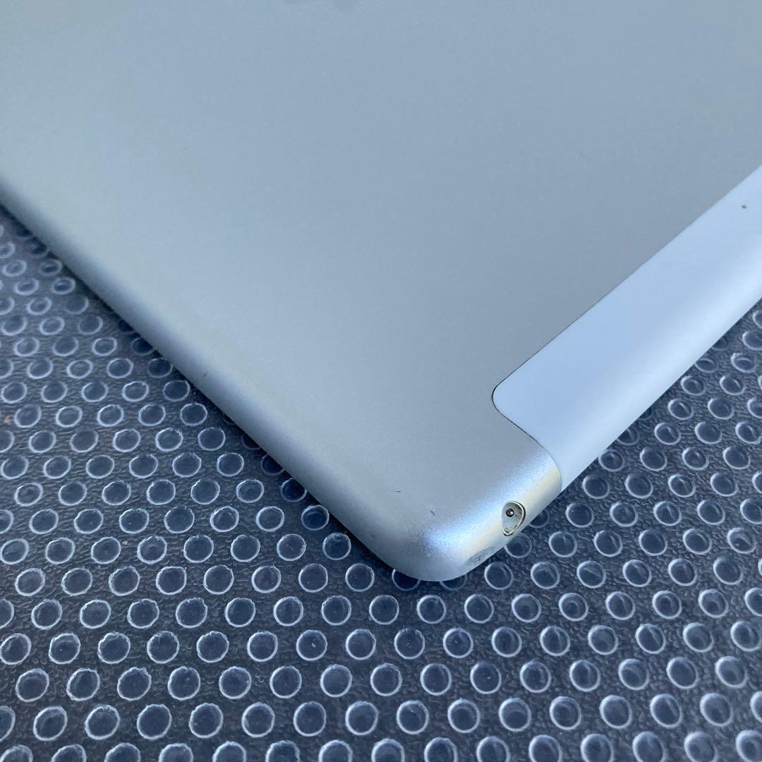 4092【早い者勝ち】iPad5 第5世代 32GB SIMフリー☆