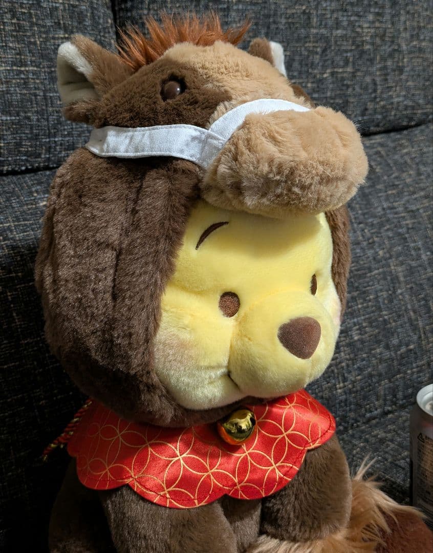 プーさん　ぬいぐるみ　干支2026年馬バージョン　ディズニーストア限定販売