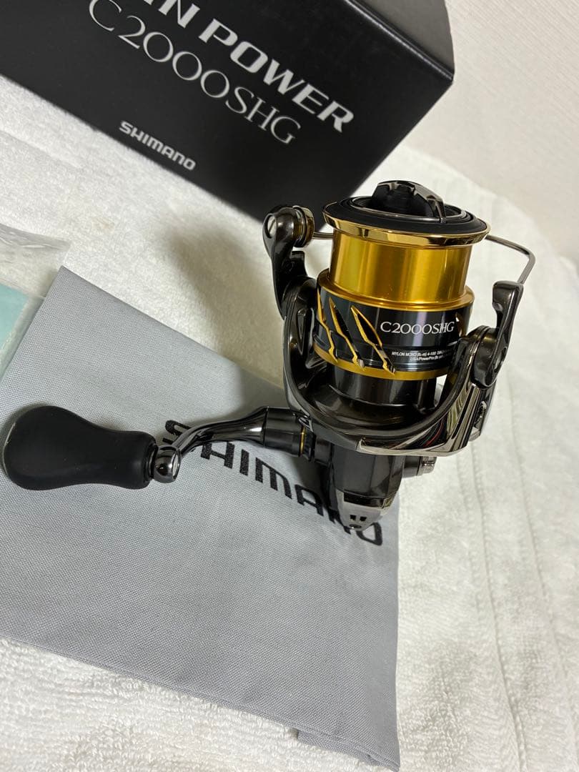 美品20ツインパワー c2000shg シマノ