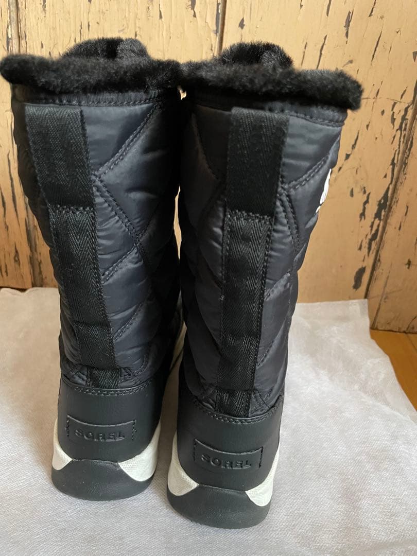 SOREL ブラック キルティングブーツ
